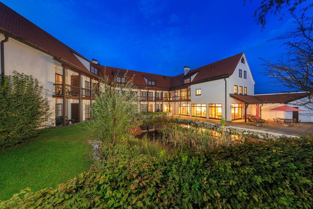 Hotel Garni Gaestehaus Am Muehlbach Ottobeuren Ngoại thất bức ảnh